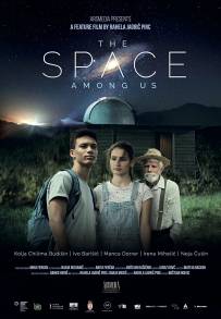 The space among us - Come nello spazio (2022)